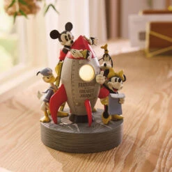 Hallmark Disney Mickey Mouse And Friends Rocket Figurine With Light -Hallmark Shop Disney Mickey Mouse and Friends Rocket Figurine With Light 1DYG2106 02
