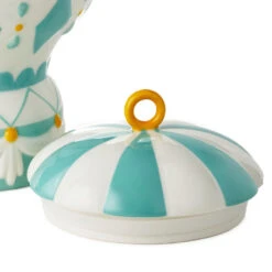 Hallmark Disney It's A Small World Hot Air Balloon Cookie Jar With Sound 10 Hallmark Disney It's A Small World Hot Air Balloon Cookie Jar With Sound -Hallmark Shop Disney Small World Hot Air Balloon Musical Cookie Jar 1DYG2123 04