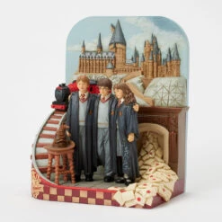 Enesco Jim Shore Harry Potter, Ron And Hermione With Train Figurine, 9" 10 Enesco Jim Shore Harry Potter, Ron And Hermione With Train Figurine, 9" -Hallmark Shop Jim Shore Harry Potter and Friends Resin Statue 6016707 03