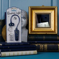 IF USA Moon And Stars Book Lover's Reading Light -Hallmark Shop Moon and Stars ClipOn LED Book Light 48420 03