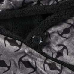 Hallmark Star Wars™ Darth Vader™ Hooded Blanket, 70x50 -Hallmark Shop Star Wars Darth Vader Funny Hooded Blanket 1SHP2169 04